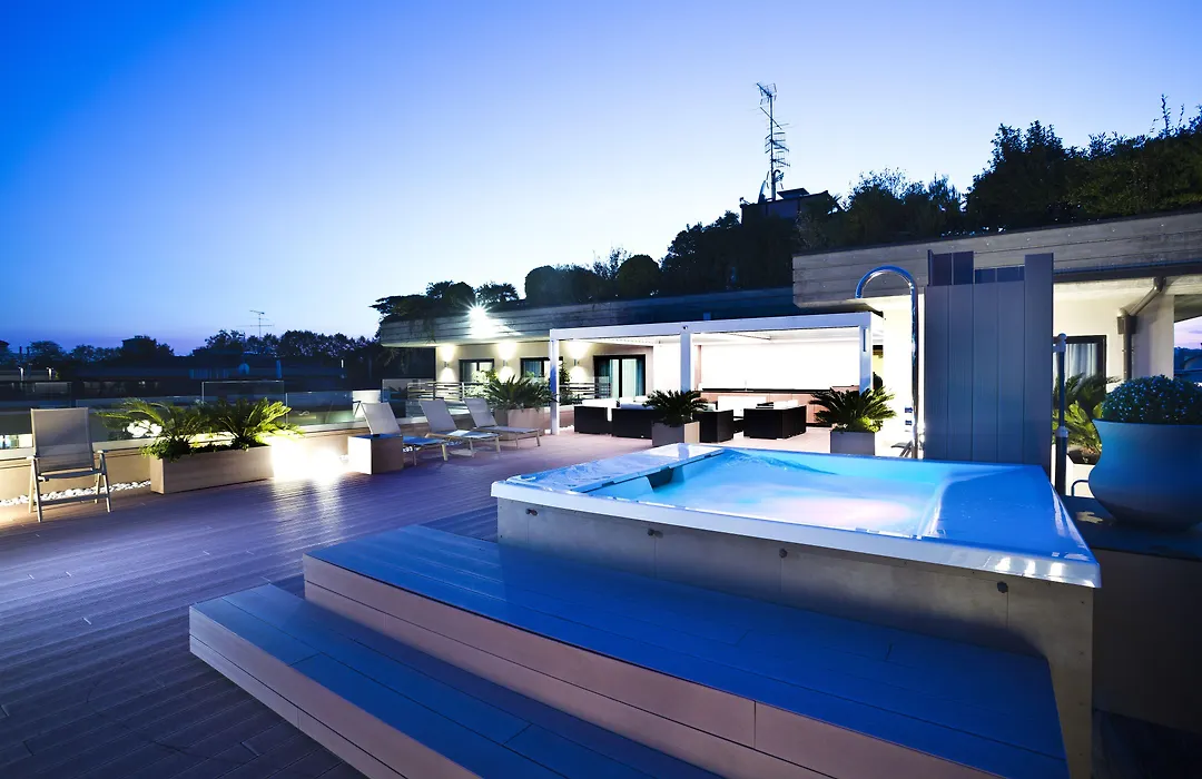 Hotel Desenzano-1